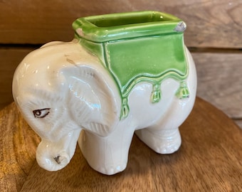 Porta stuzzicadenti vintage in ceramica verde e bianca con elefante