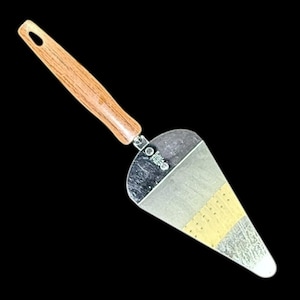 Servidor de tartas vintage EKCO USA de acero inoxidable con mango de madera