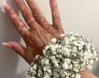 Single Gypsophellia FRESH Floral Jewellery Bracelet