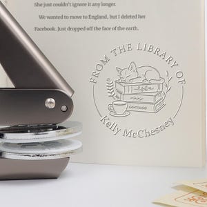 Book Embosser Personalizado | Personalizado da Biblioteca de Carimbo de Livro | Library Embosser | Ex Libris | Presente para Amantes de Livros | Presente para Leitores