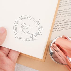 Sello de libro personalizado / Sello de biblioteca personalizado / Sello de biblioteca / Ex Libris / Regalo para amantes de los libros / Regalo de graduación