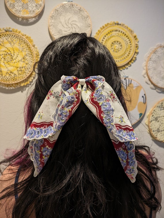 Bow - vintage handkerchief; scalloped floral maroo