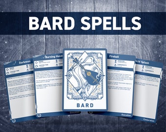 Può includere: Un set di carte blu e bianche con un tema fantasy. Le carte presentano illustrazioni di un liuto, una mano, una palla di fuoco e uno schizzo di acido. Le carte sono etichettate con i nomi degli incantesimi: Tenebre, Mani Ardenti, Palla di Fuoco e Schizzo Acido. Le carte fanno parte di un set più ampio di Incantesimi del Bardo.