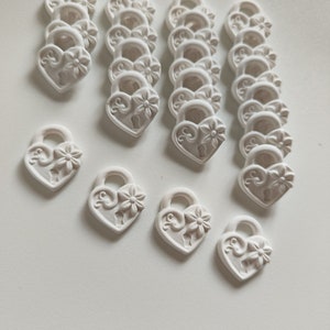 25 pezzi Cuori in gesso ceramico profumati ideali per creare segnaposto e bomboniere fai da te per sacchetti