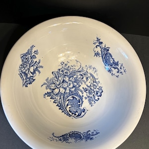 Antique Victorian Blue and White Ironstone Porcelain Wash Bowl