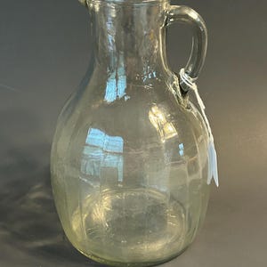 White House Vinegar Glass Jug Pitcher “For a Generation the Standard”