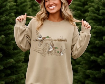 Retro Mallard Duck Flight Sweatshirt Vintage 90s Waterfowl Nature Crewneck Retro Duck Nature Sweatshirt Boho Unisex Cabincore Animal Lover