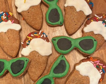 Homemade Peanut Butter Dog Treats, Ice Cream Cones and Sunglasses, 1 Dozen