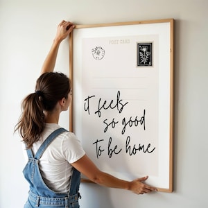 Feels So Good To Be Home, Vintage Postcard Poster, Trendy Print, Retro Apartment Aesthetic, Girly Wall Art, Cute Dorm Decor Digital Download