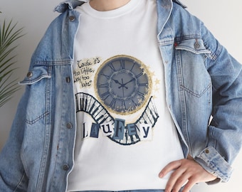 Laufey Matter of Time T-Shirt | Mythisches Uhren Design