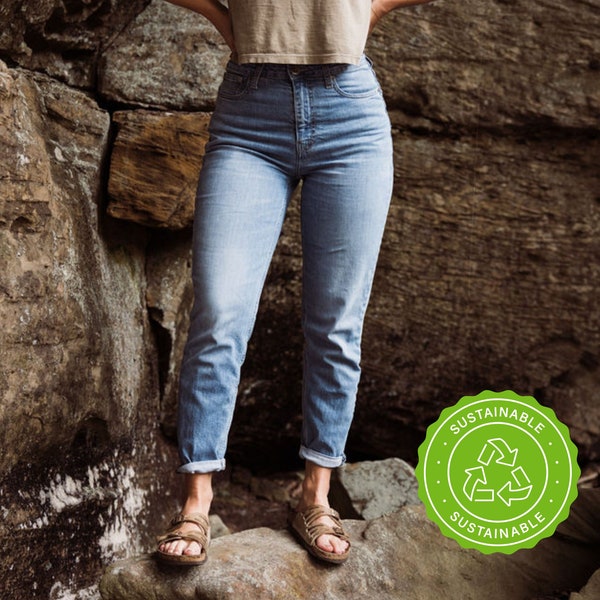 Women's High Waisted Stretch Tapered Jean | 100% Organic Recycled Cotton | Sustainable Denim Fashion