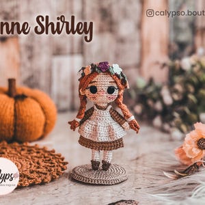 Anne and Ruby - mini pocket size / crochet / PDF pattern / Crochet doll / Spanish & English