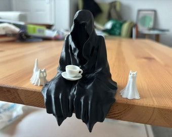 Faceless Sitting Ghost Statue, Ghost on The Shelf, Grim Reaper Figure, Halloween Decor, Gothic Decor, Sitting Reaper Statue, Ornament