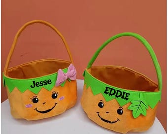 Trick or treat bag, Trick-or-treat bucket, Halloween Bucket, Personalized Pumpkin Halloween Basket, trick-or-treat Halloween Customized bag
