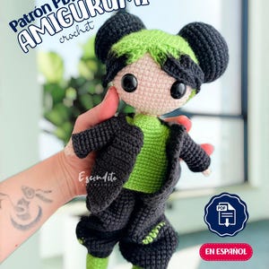 Patron PDF pour une poupée au crochet inspirée de Billie Eilish | Amigurumi Fan Art de chanteuse | Patron en espagnol et en anglais | Crochet + Vidéos
