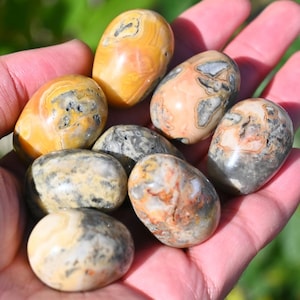 1.1&quot; Natural Crazy Agate Egg,Reiki Healing,Quartz Crystal Egg,Crystal Egg,Egg Sculpture,Crystal Agate Ball,Quartz Crystal Pendant,egg statue