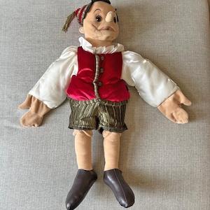 Folkmanis Growing Nose Pinnochio Hand Puppet Ventriloquist