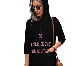 Embrace the Magic Within Sudadera con capucha y orejas decorativas