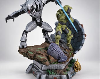 Master Chief and Arbiter Duo Figurine: Desktop Gaming Decor | Various Sizes & Finishes