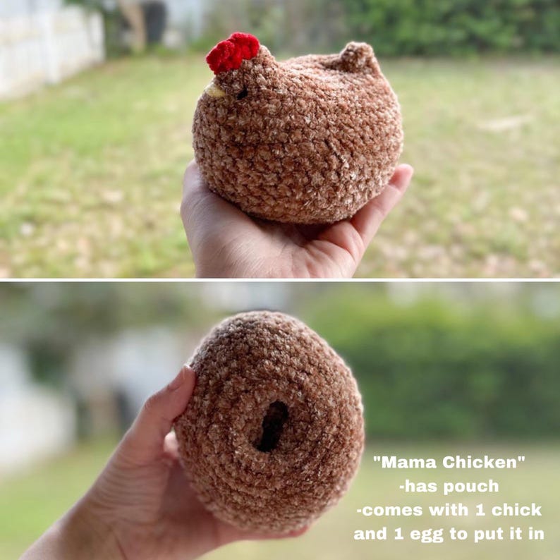 K&ouml;nnte beinhalten: Ein braunes Pl&uuml;schhuhn mit rotem Kamm und einer Tasche. Der Text auf dem Bild lautet "Mama Chicken" und "-has pouch -comes with 1 chick and 1 egg to put it in". Das Huhn wird in einer Hand gehalten.