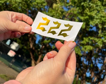 Calcomanía de vinilo con números de ángel dorado: fuente inglesa antigua