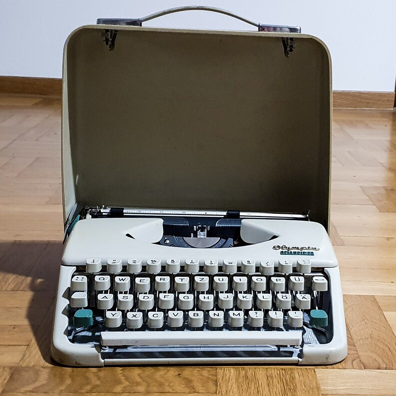 Schreibmaschine Olympia Splendid 33 Bild 3