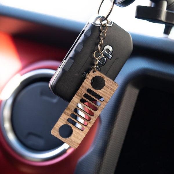 Jeep 7 Slots Grill Keychain | Premium Wood