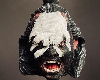 Savage Warrior Keychain – Ferocious Battle Collector's Item