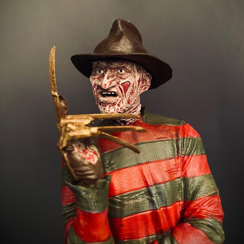 Freddy Krueger 3D Figurine - Nightmare on Elm Street Collectible Statue ...