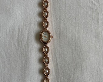 Perla Uhr, Rose Gold Perle verkrustet Uhr, Vintage-Stil, einzigartige Uhr, zierliche Uhr, ovale Gesicht Uhr, täglichen Gebrauch, Geschenke für sie