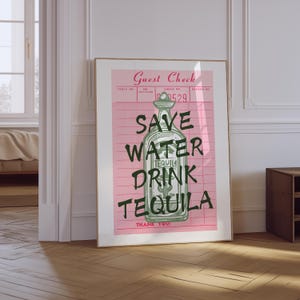 Impresión de cheque de invitado / Impresión de tequila para ahorrar agua / Impresión de alcohol retro / Impresiones de moda de carrito de bar femenino rosa / Póster preppy estético