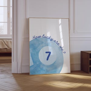Vintage Pool Ball Print | How Lucky Are We Print | Retro plakat rysowany ręcznie | Niebieski plakat Pool Ball | Modny plakat Bar Cart | Wydruk fizyczny