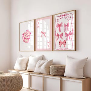 Impresión de Acuario / Juego de 3 impresiones femeninas / Arte de pared con lazo de moda / Póster de bebé Acuario / Impresión de tarjeta de juego Ace / Juego de habitación femenino preppy coquette