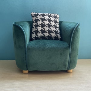 Puppenhaus 1:6 Samt Miniatur Couch, Handgemachte Puppen Möbel, Grünes Einsitzer Mini Sofa