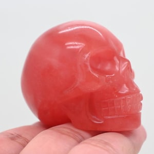 2&quot; Red Smelting Quartz Skull Carved,Crystal Skull,Carved Skull,Skull Ornaments,Healing Crystal,Skull Decor,Quartz Crystal,Halloween Gift