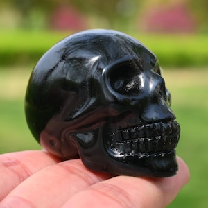 2" Natural Obsidian Skull Carved,Healing Crystal,Carved Skull,Skull Decor,Crystal Skull,Obsidian Crystal,Skull Ornaments,Halloween Gift