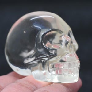 2" Yellow Smelting Quartz Skull Carved,Crystal Skull,Carved Skull,Skull Ornaments,Healing Crystal,Skull Decor,Quartz Crystal,Halloween Gift