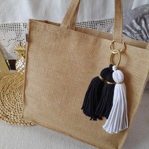 Decorazione con nappa boho fatta a mano per gli amanti della casa e delle borse: un regalo perfetto per un ciondolo da parete, una maniglia per porta o una borsa.