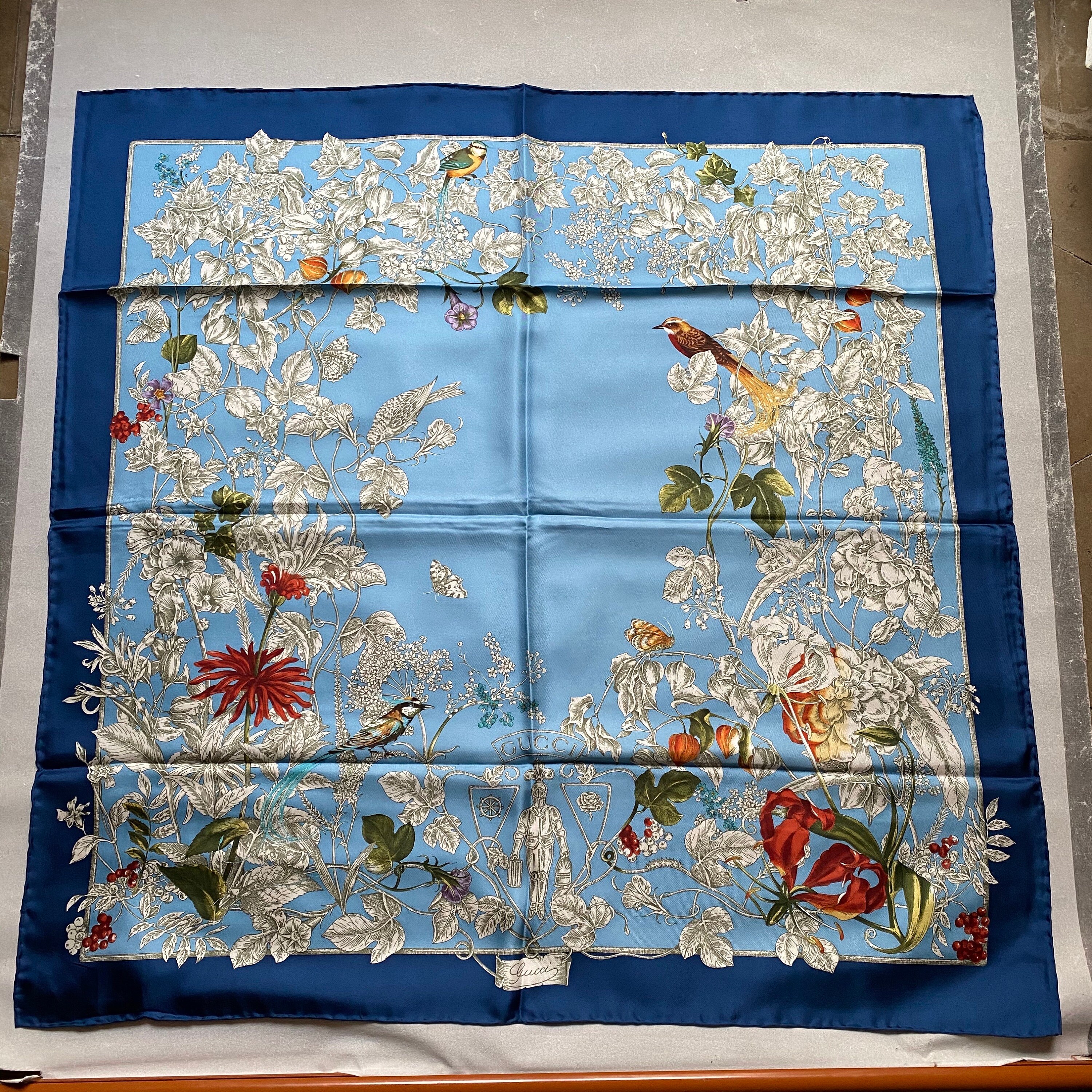 Vintage silk scarf chanel - Etsy 日本