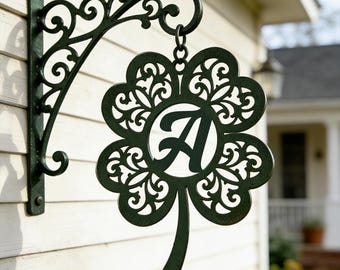 Custom Monogram Shamrock 4 Leaf Clover Sign, Personalised Metal Clover Door Hanger, Spring Wreath Wall Art, March St Patrick's Decor, Irish
