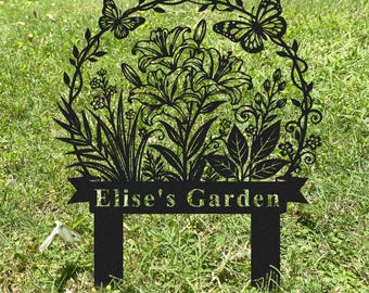 Metal Garden Sign, Custom Garden Name Stakes, Personalise Flower Sign with Stakes,Lawn Signs,Floral Butterfly Outdoor Yard Sign,Garden Decor