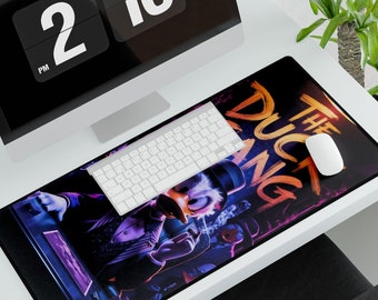 Handcrafted Donald Duck Mouse Pad - Cute Disney Desk Accessory - Unique Office Decor - Perfect Gift for Disney Fans - Durable and Stylish