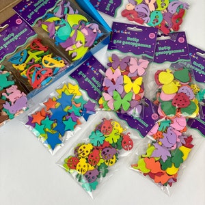 Formas de espuma precortadas sobre base adhesiva para manualidades infantiles, adornos para decoraciones de fiestas infantiles, juego creativo, manualidades para campamentos de verano
