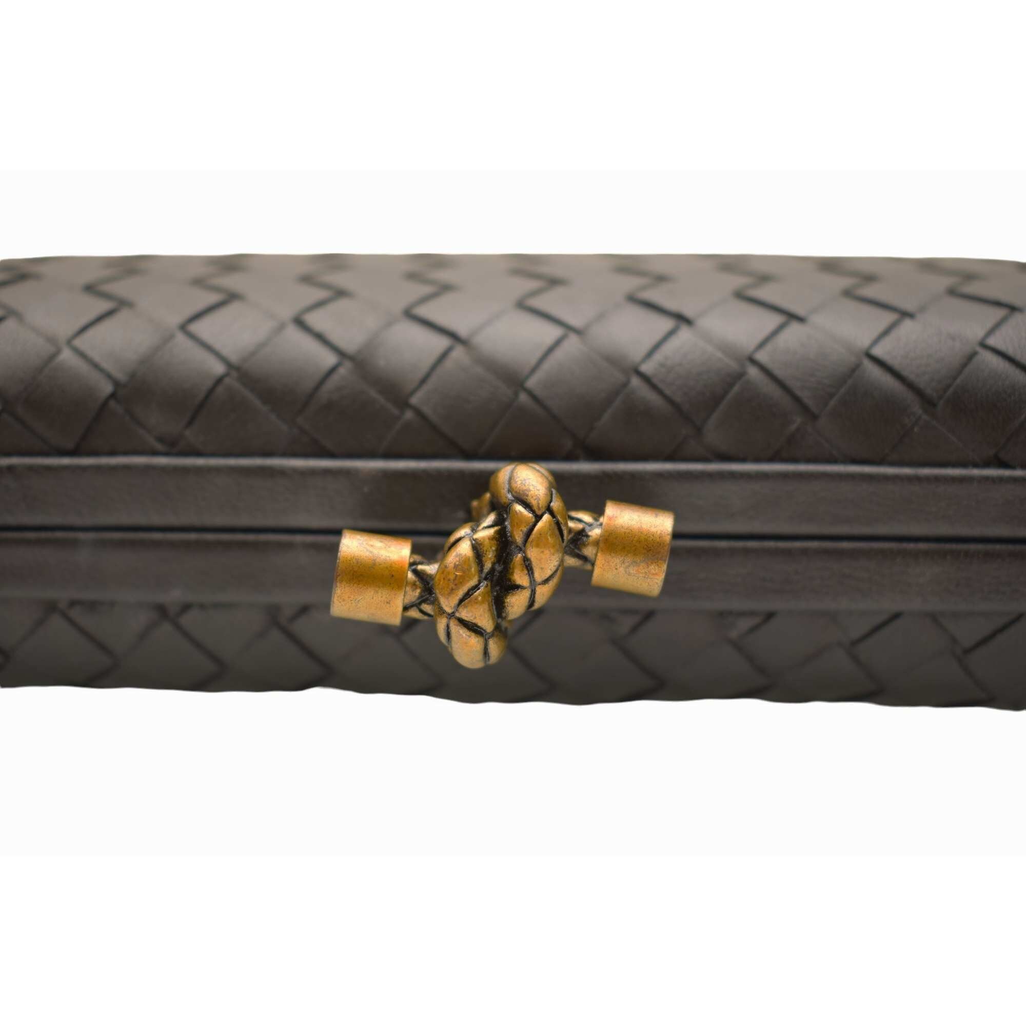 Bottega Veneta Black Intrecciato Woven Leather Knot Clutch Bottega Veneta Black Intrecciato Woven Leather Knot Clutch