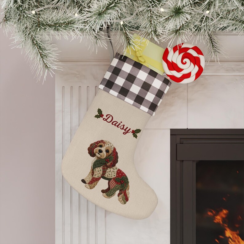 Kerstsok met nep-patchworkprint voor een Cavapoo | Gepersonaliseerde kerstsok met hondennaam afbeelding 7