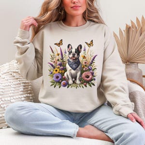 Französische Bulldogge mit Blumenmuster, Frenchie Hundemutter Geburtstag, Herbstblume Rundhalsausschnitt, Bulldogge Liebhaber Shirt, neuer Hundebesitzer Geschenk