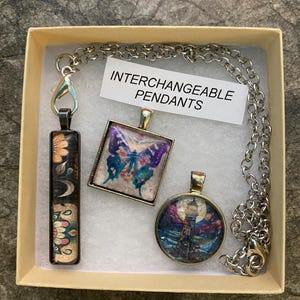 INTERCHANGEABLE PENDANT