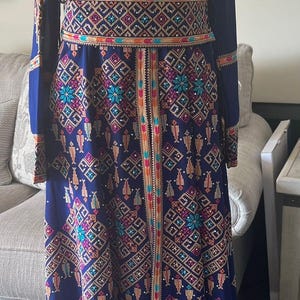 Palestinian thobe