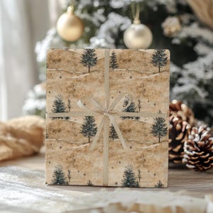 Papel de regalo de pino nevado: papel de regalo navideño rústico para envolver regalos de invierno. imagen 8