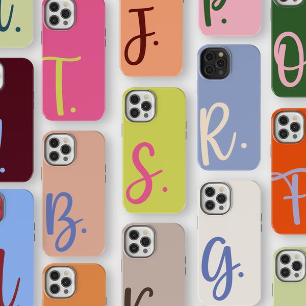 パーソナライズされたイニシャル入りスマホケース – カスタム大きな文字の名前入りカバー | iPhone 16 Pro対応 | MagSafe対応